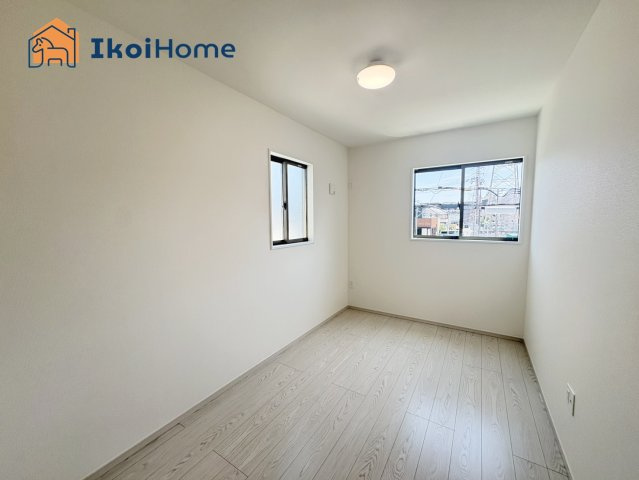 明石市貴崎1期　1号棟　新築戸建の寝室|【ホームページに現地動画掲載中】●年中無休：当日予約可●全室２面採光で明るいです