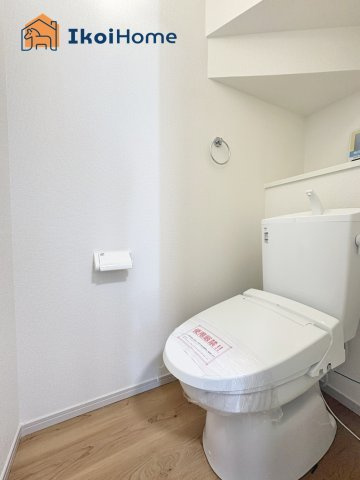 明石市貴崎1期　2号棟　新築戸建のトイレ|【ホームページに現地動画掲載中】●年中無休：当日予約可●1階・2階ウォッシュレット付のお手洗いです