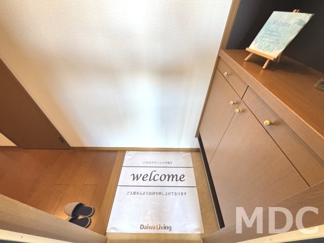 クウラージュ　C棟の玄関