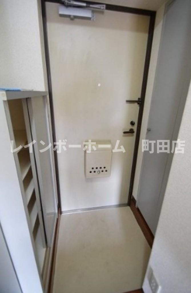 ライオンズマンション本厚木第三※初期費用分割あと払いサービス利用可能物件の玄関