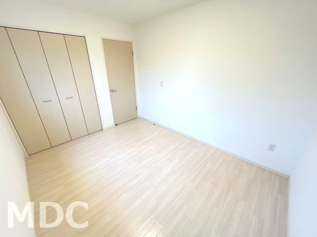 レークサイドⅠ番館の洋室