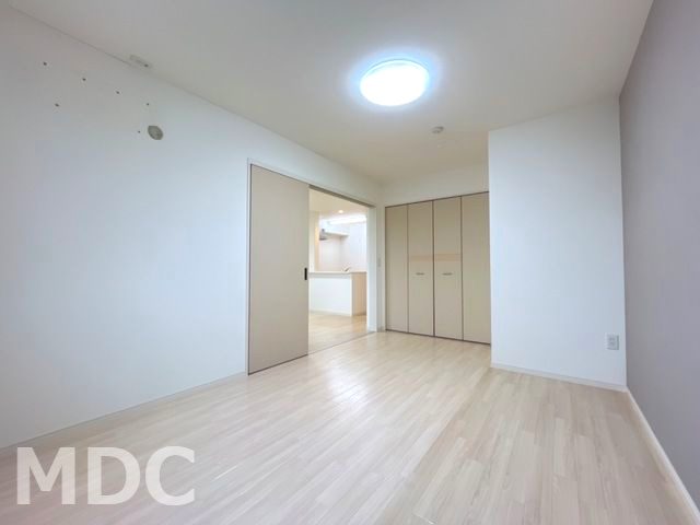 レークサイドⅠ番館の洋室