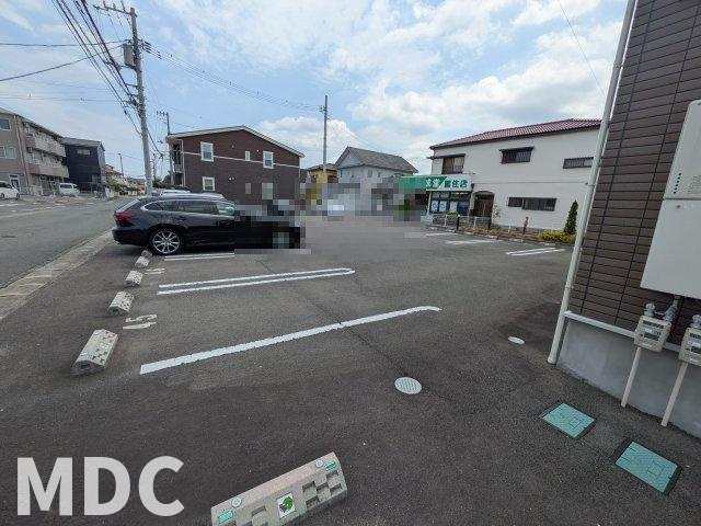 ヴァンヴェール　Ⅳの駐車場