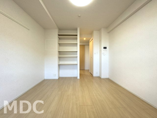 グランクリュ佐古　ＷＥＳＴの洋室