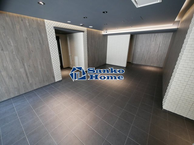 ステージグランデ秋葉原のエントランス