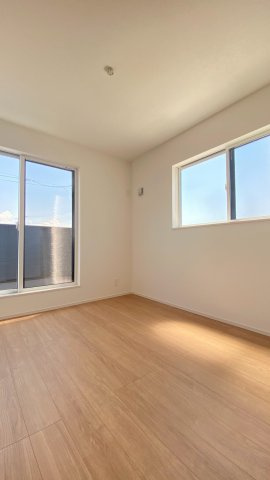 堀池2丁目の洋室
