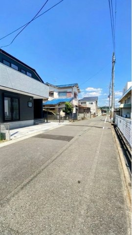 堀池2丁目の前面道路含む現地写真
