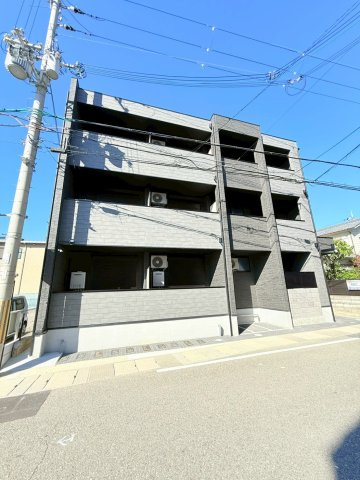 ルナ大久保駅前