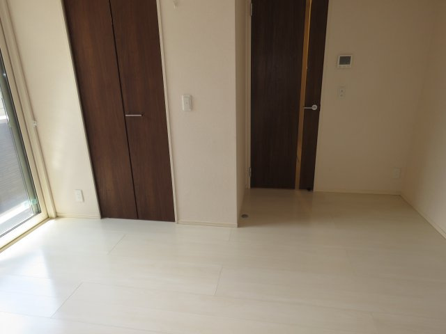 ソフィアの洋室
