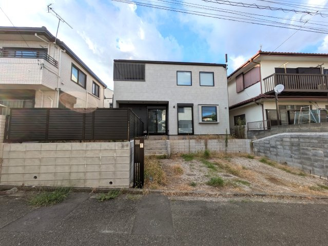 横浜市鶴見区獅子ヶ谷１丁目の外観