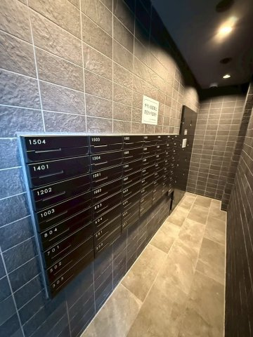 スワンズシティ神戸湊川 IIのロビー