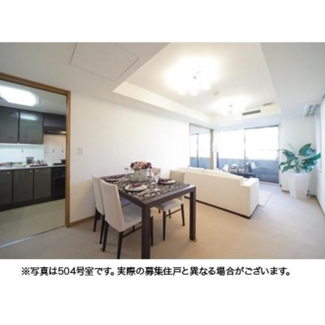 小石川パークタワーの居間・リビング