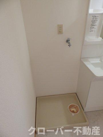 リトルハイツの洗面所|洗濯機置き場