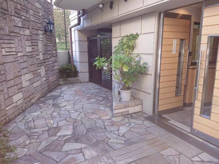 板橋区小茂根1丁目　グランシティ　ル・ロワイヤル小竹向原　ペット可×新規リノベ住宅のエントランス