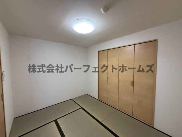 メゾンエスポワールの和室|ゆったりとくつろげる和室です