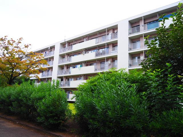 調布市染地３丁目の中古マンションの外観