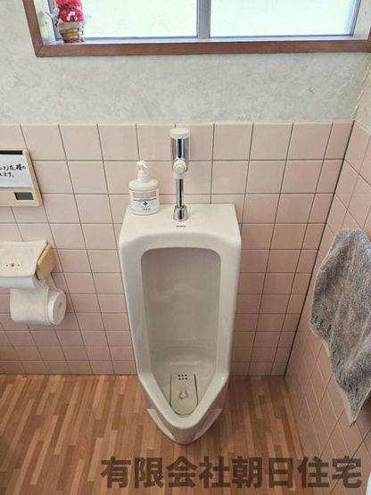 【トイレ】 | 美保関町片江中古住宅 | シンプルで使いやすいトイレです