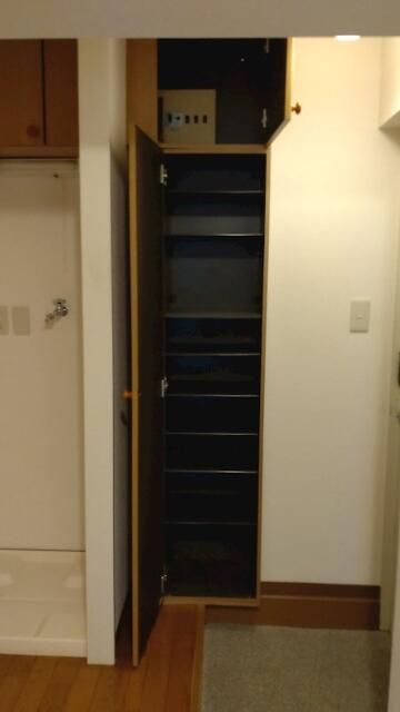 グリーンコーポ高島の収納