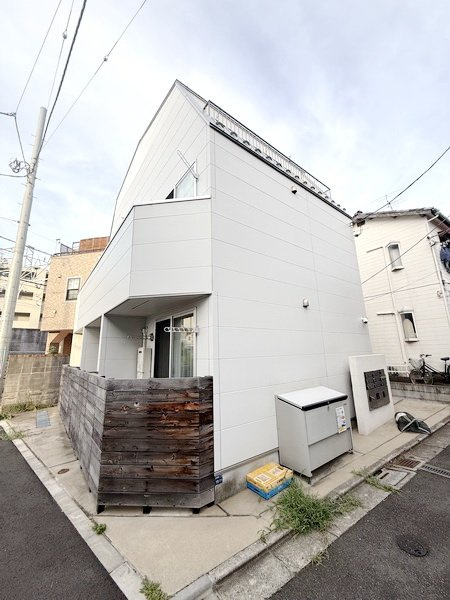板橋区赤塚新町１丁目のアパートの外観