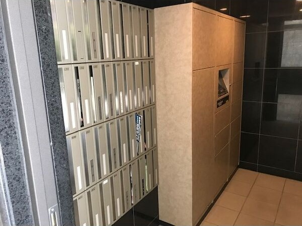 プレサンス泉セントマークのその他