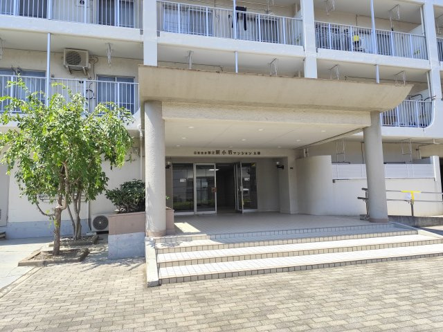 日商岩井第2新小岩マンションA棟のエントランス