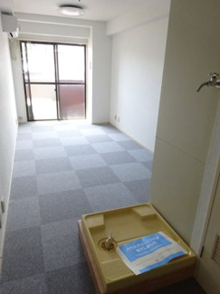 【洋室】 | ライオンズマンション新杉田第2 | 南西向きで陽当たり良好。明るく暖かな住空間で、洗濯物もよく乾きます。