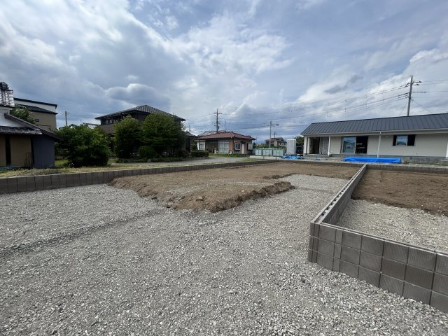 新築　高崎市石原町第25　Livele Garden.S　１号棟の外観|現地写真　2026年10月完成予定！類似物件のご内覧等、お気軽にお問合せください♪　							
　							
