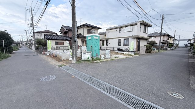 つくば市高見原第19　新築戸建の前面道路含む現地写真|建築の進捗に応じて見学も可能です。現地で暮らしのイメージを膨らませてください。