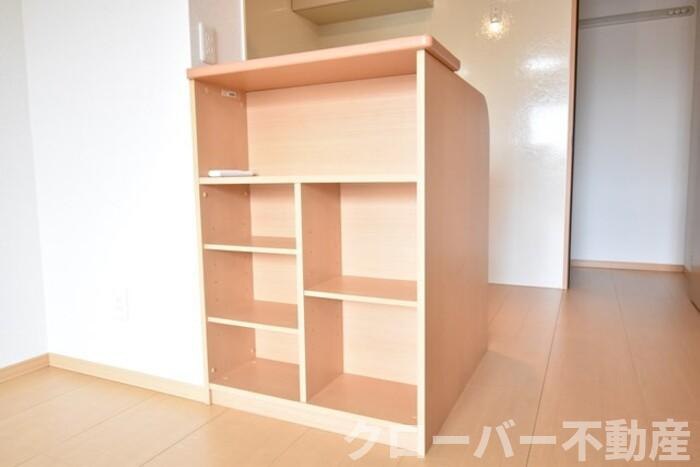 リバーサイド マロニエの収納|カウンター下収納棚