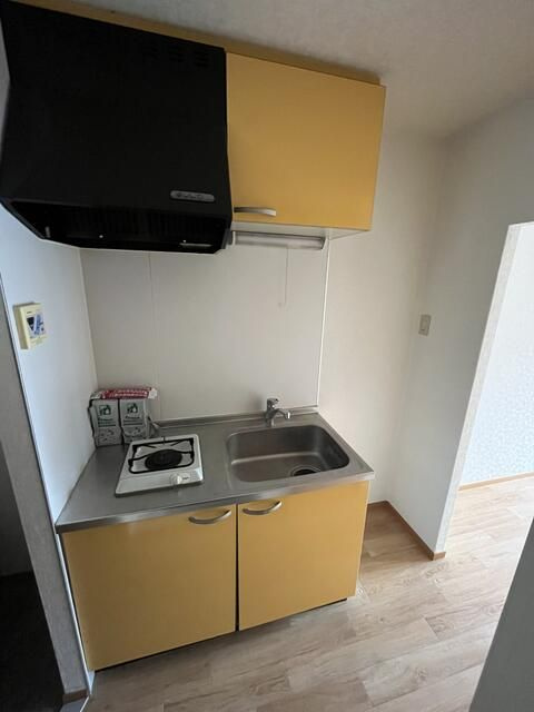 ルーチェ前地のキッチン