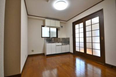【居間・リビング】 | フラットS | 退去前につき別のお部屋の写真です