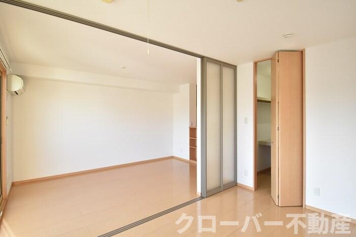 リバーサイド マロニエの洋室|洋室６帖