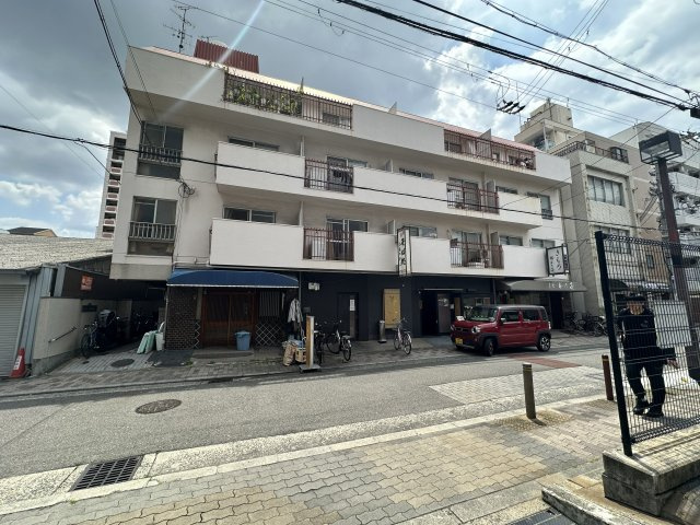 ハイツ幸之苑1階