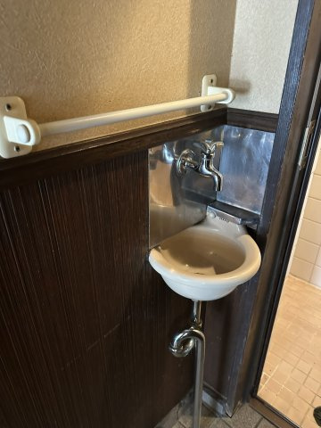 ハイツ幸之苑1階のトイレ