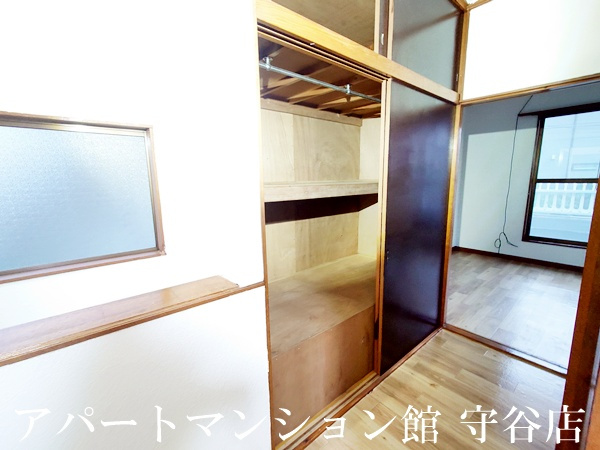 守谷市百合ヶ丘二丁目戸建の収納