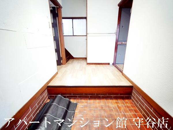守谷市百合ヶ丘二丁目戸建の玄関
