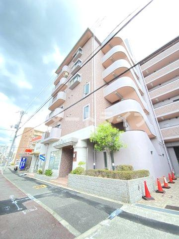 大阪市淀川区東三国６丁目の賃貸マンションの外観