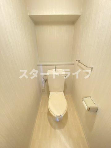 大阪市淀川区東三国６丁目の賃貸マンションのトイレ