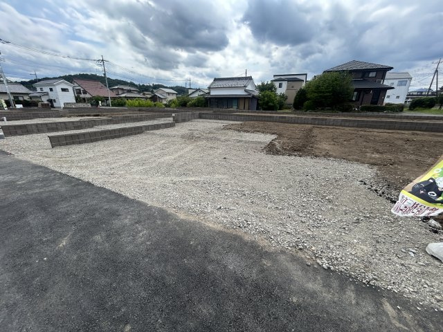 新築　高崎市石原町第25　Livele Garden.S　2号棟の駐車場|現地写真　駐車スペースは2台分可能です！
