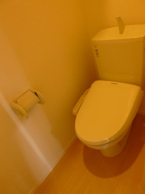 エル白水池のトイレ|コンパクトで使いやすいトイレです