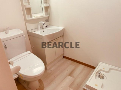 【トイレ】 | KYOTO HOUSE西寺 | コンパクトで使いやすいトイレです