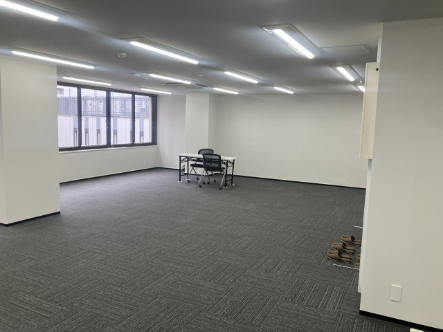 日本橋本町ＴＨビル　４Fのロビー