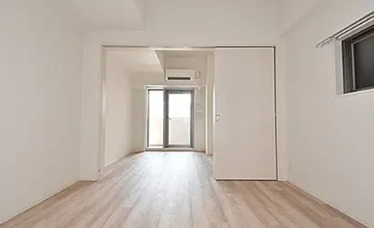 大阪市港区波除２丁目の賃貸マンションの居間・リビング|こちらのリビングで趣味の時間をお楽しみください