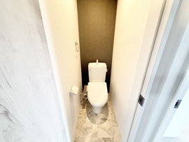 清潔感のあるトイレです