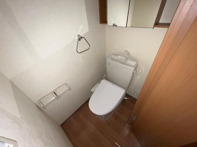 シャワー付トイレ