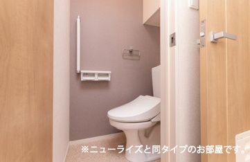 清潔感のあるトイレです
