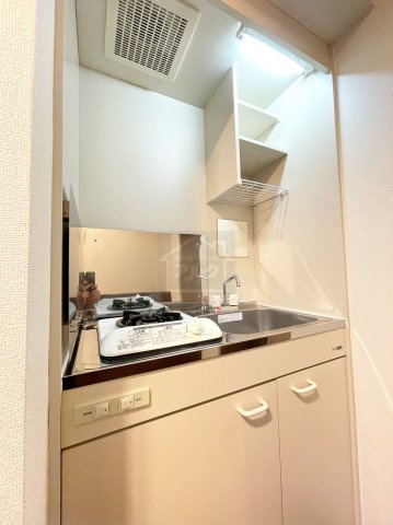 中野区中央２丁目のアパートのキッチン