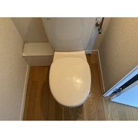 シンプルで使いやすいトイレです