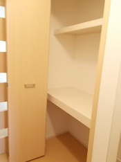 こまごまとしたものを収納できそうですね
