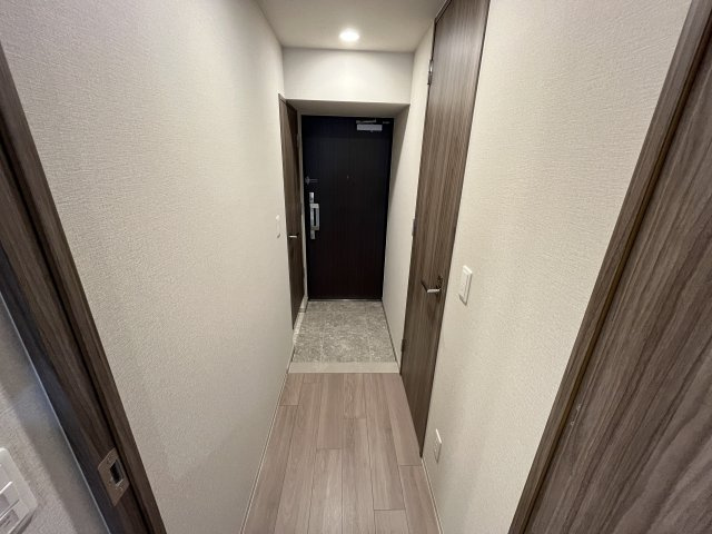 リビオメゾン新大阪の玄関